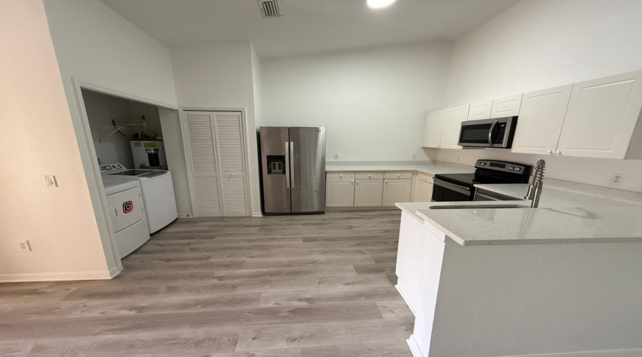 KISSIMMEE, Florida 34746, 3 Bedrooms Bedrooms, ,2 BathroomsBathrooms,Residential,For Sale,CLUB CORTILE,0,MFRS5132951