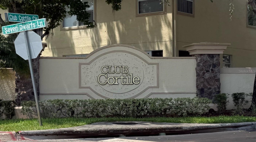 KISSIMMEE, Florida 34746, 3 Bedrooms Bedrooms, ,2 BathroomsBathrooms,Residential,For Sale,CLUB CORTILE,0,MFRS5132951