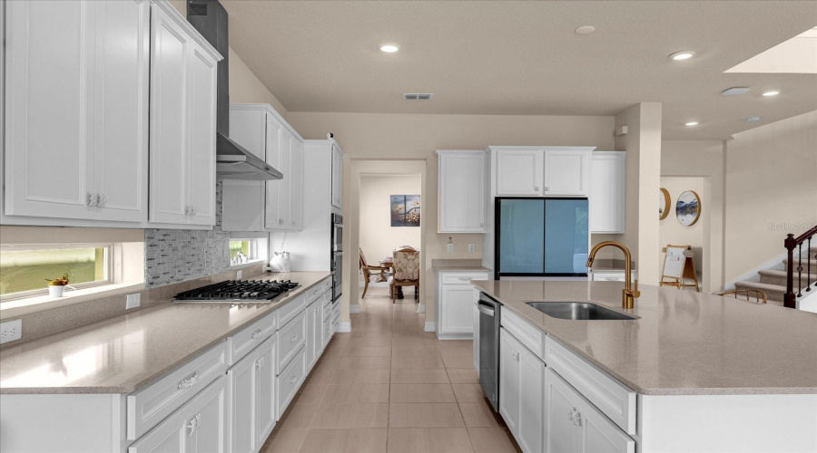 ORLANDO, Florida 32836, 6 Bedrooms Bedrooms, ,5 BathroomsBathrooms,Residential,For Sale,WANDERING,0,MFRS5104230