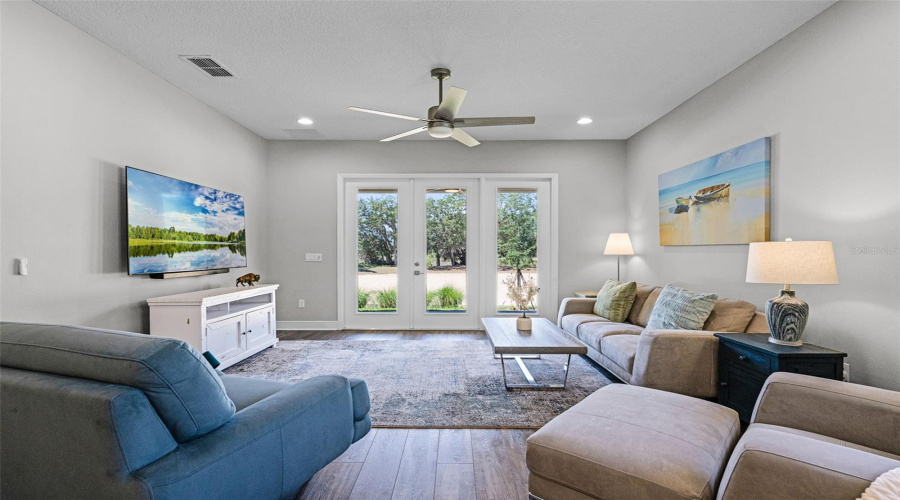 KISSIMMEE, Florida 34747, 2 Bedrooms Bedrooms, ,2 BathroomsBathrooms,Residential,For Sale,KEY BAY,0,MFRO6300222