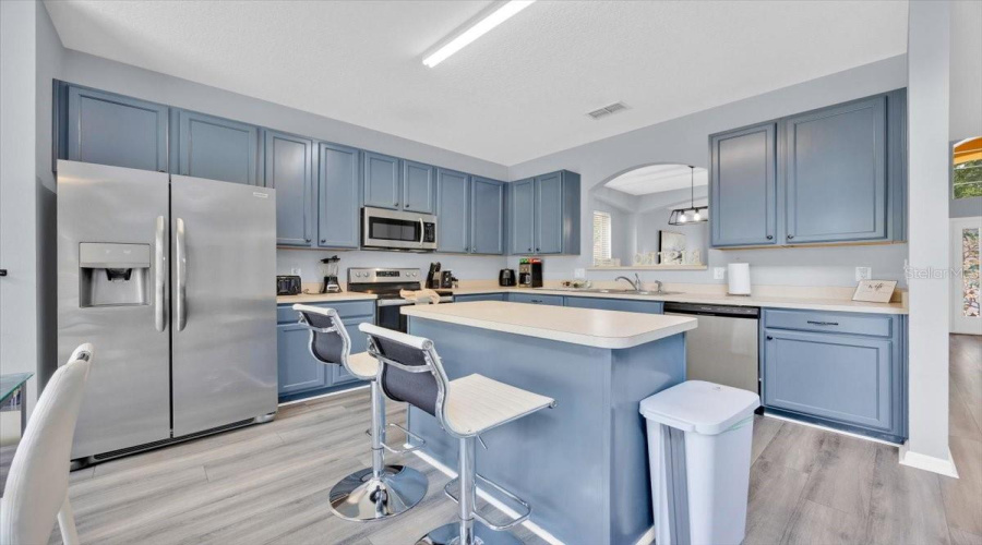 DAVENPORT, Florida 33837, 6 Bedrooms Bedrooms, ,4 BathroomsBathrooms,Residential,For Sale,ORANGE COSMOS,0,MFRO6336674