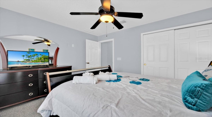 DAVENPORT, Florida 33837, 6 Bedrooms Bedrooms, ,4 BathroomsBathrooms,Residential,For Sale,ORANGE COSMOS,0,MFRO6336674