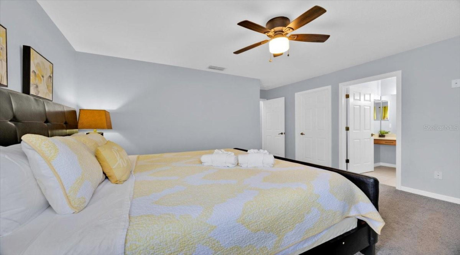DAVENPORT, Florida 33837, 6 Bedrooms Bedrooms, ,4 BathroomsBathrooms,Residential,For Sale,ORANGE COSMOS,0,MFRO6336674