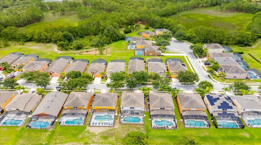 DAVENPORT, Florida 33837, 6 Bedrooms Bedrooms, ,4 BathroomsBathrooms,Residential,For Sale,ORANGE COSMOS,0,MFRO6336674