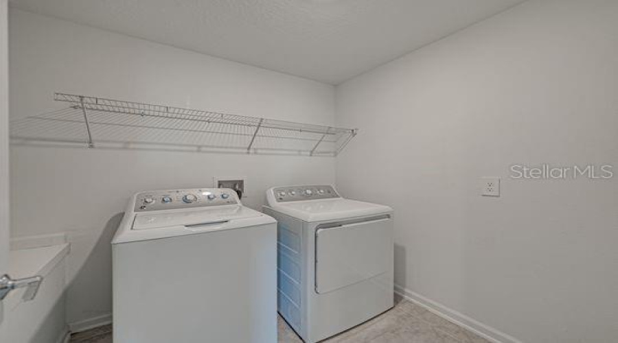 DAVENPORT, Florida 33837, 4 Bedrooms Bedrooms, ,2 BathroomsBathrooms,Residential,For Sale,JOHN JACOB,0,MFRO6337341