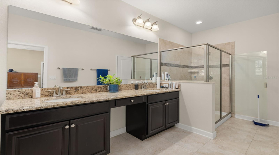 KISSIMMEE, Florida 34746, 3 Bedrooms Bedrooms, ,2 BathroomsBathrooms,Residential,For Sale,FAIRY TALE,0,MFRS5132914