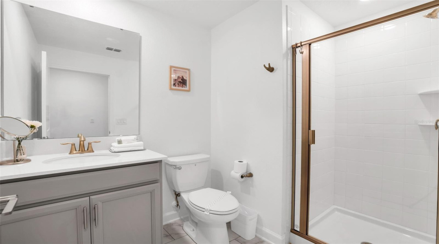 KISSIMMEE, Florida 34746, 5 Bedrooms Bedrooms, ,4 BathroomsBathrooms,Residential,For Sale,PARAGRAPH,0,MFRO6274521
