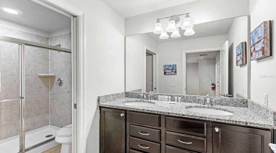 KISSIMMEE, Florida 34747, 5 Bedrooms Bedrooms, ,4 BathroomsBathrooms,Residential,For Sale,MAJORCA DRIVE,0,MFRO6223590