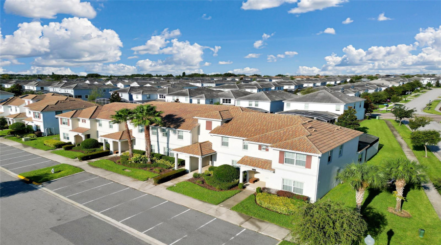 DAVENPORT, Florida 33896, 4 Bedrooms Bedrooms, ,3 BathroomsBathrooms,Residential,For Sale,PLUNKER,0,MFRO6337226