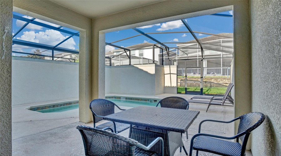 DAVENPORT, Florida 33896, 4 Bedrooms Bedrooms, ,3 BathroomsBathrooms,Residential,For Sale,PLUNKER,0,MFRO6337226