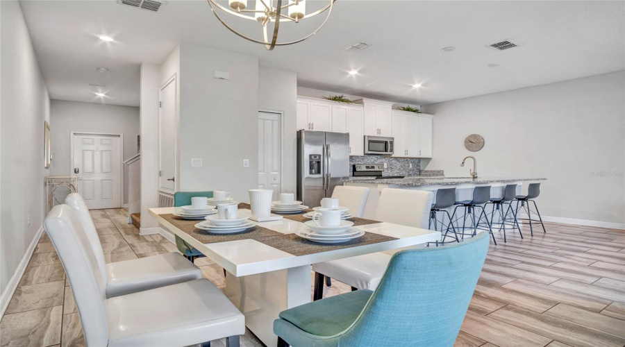 DAVENPORT, Florida 33896, 4 Bedrooms Bedrooms, ,3 BathroomsBathrooms,Residential,For Sale,PLUNKER,0,MFRO6337226