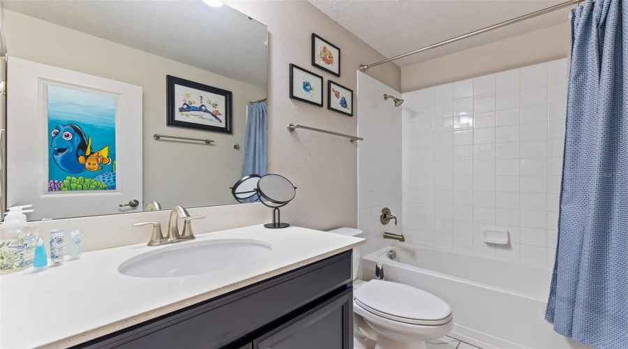 DAVENPORT, Florida 33896, 8 Bedrooms Bedrooms, ,5 BathroomsBathrooms,Residential,For Sale,FLANGE,0,MFRL4955293