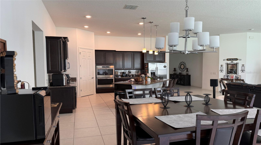 KISSIMMEE, Florida 34746, 4 Bedrooms Bedrooms, ,3 BathroomsBathrooms,Residential,For Sale,BOWFIN,0,MFRO6336714