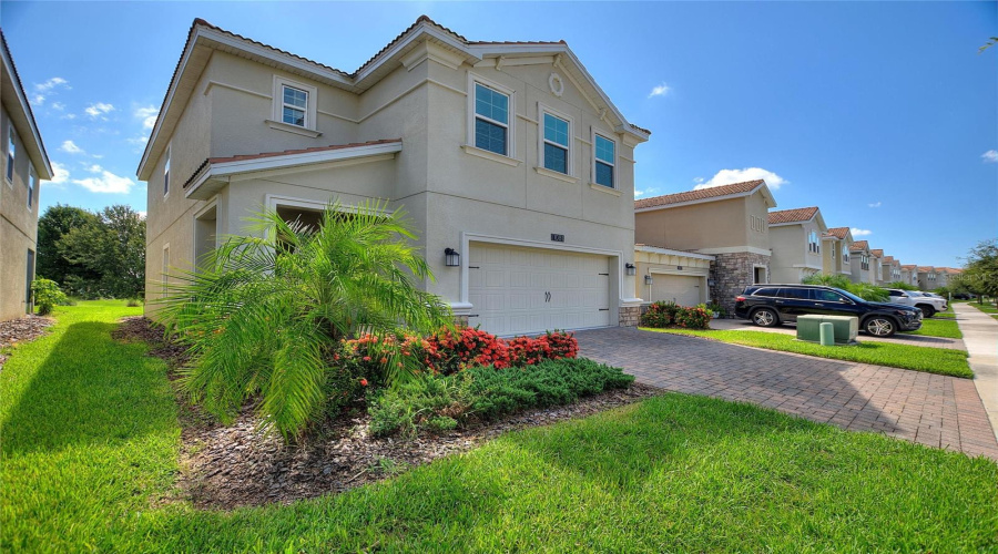 DAVENPORT, Florida 33896, 3 Bedrooms Bedrooms, ,2 BathroomsBathrooms,Residential,For Sale,TRAPPERS TRAIL LOOP,0,MFRS5133102