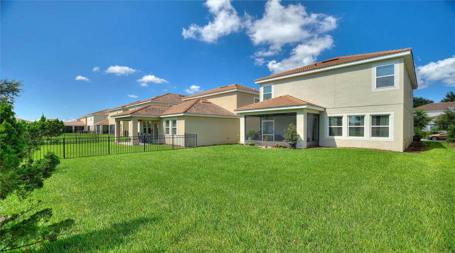 DAVENPORT, Florida 33896, 3 Bedrooms Bedrooms, ,2 BathroomsBathrooms,Residential,For Sale,TRAPPERS TRAIL LOOP,0,MFRS5133102