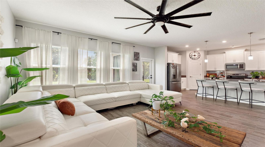DAVENPORT, Florida 33896, 3 Bedrooms Bedrooms, ,2 BathroomsBathrooms,Residential,For Sale,TRAPPERS TRAIL LOOP,0,MFRS5133102