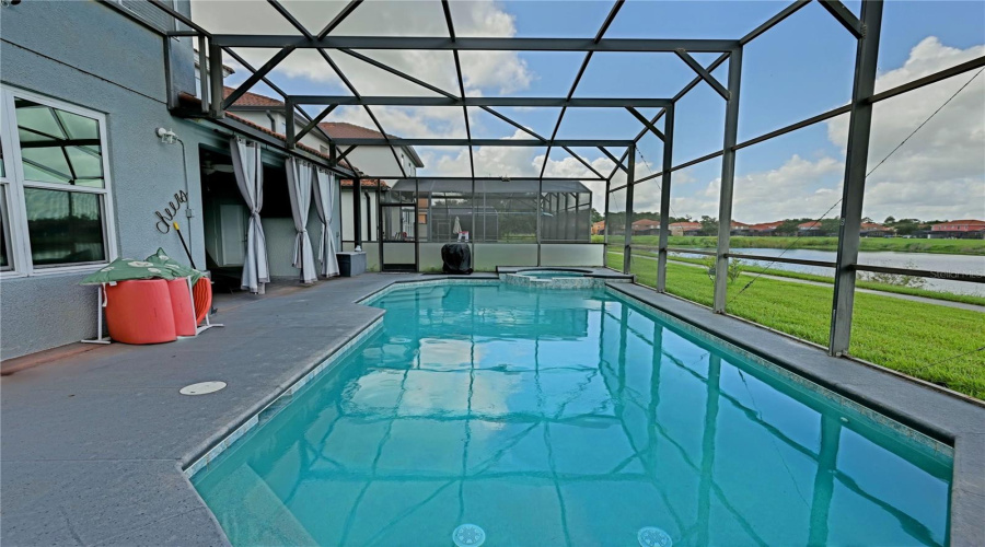 KISSIMMEE, Florida 34746, 6 Bedrooms Bedrooms, ,7 BathroomsBathrooms,Residential,For Sale,MARCELLO,0,MFRO6328908