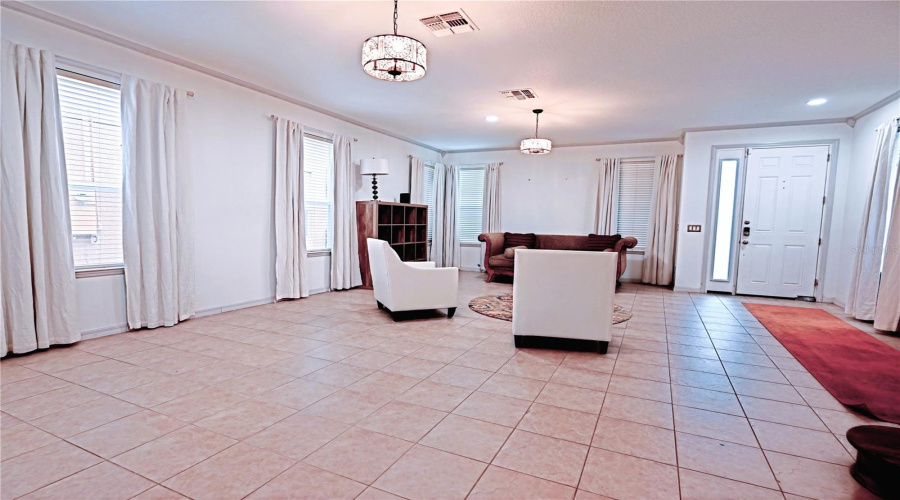 KISSIMMEE, Florida 34746, 6 Bedrooms Bedrooms, ,7 BathroomsBathrooms,Residential,For Sale,MARCELLO,0,MFRO6328908