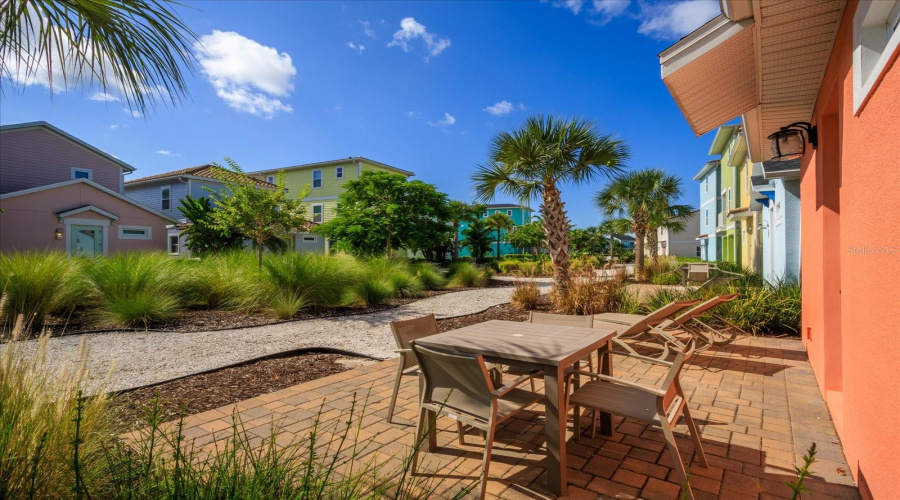 KISSIMMEE, Florida 34747, 2 Bedrooms Bedrooms, ,2 BathroomsBathrooms,Residential,For Sale,KNEE DEEP,0,MFRO6334138