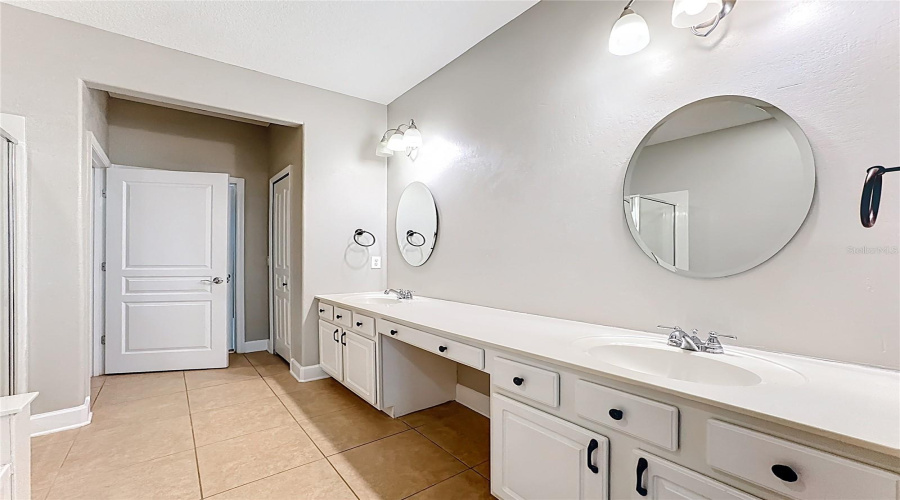 DAVENPORT, Florida 33896, 3 Bedrooms Bedrooms, ,2 BathroomsBathrooms,Residential,For Sale,SARDINIA,0,MFRO6333891
