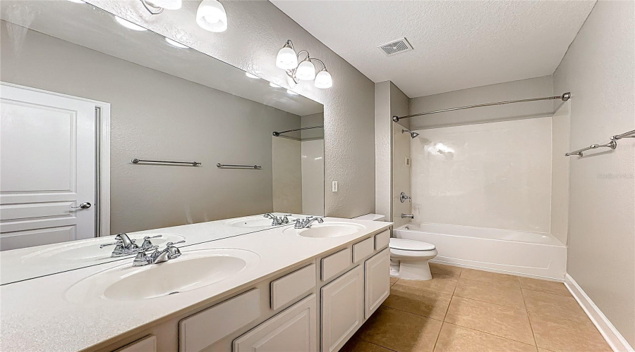DAVENPORT, Florida 33896, 3 Bedrooms Bedrooms, ,2 BathroomsBathrooms,Residential,For Sale,SARDINIA,0,MFRO6333891