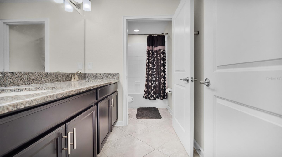 DAVENPORT, Florida 33837, 4 Bedrooms Bedrooms, ,3 BathroomsBathrooms,Residential,For Sale,CORTLAND,0,MFRO6337697