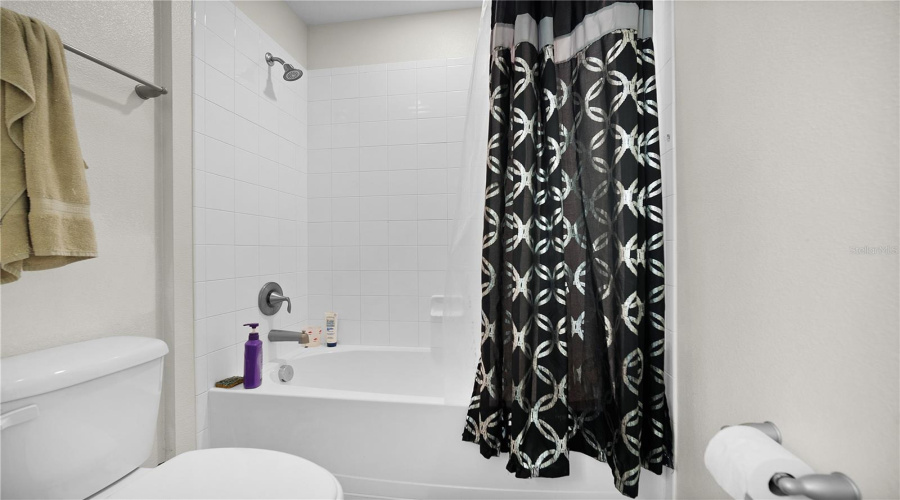 DAVENPORT, Florida 33837, 4 Bedrooms Bedrooms, ,3 BathroomsBathrooms,Residential,For Sale,CORTLAND,0,MFRO6337697