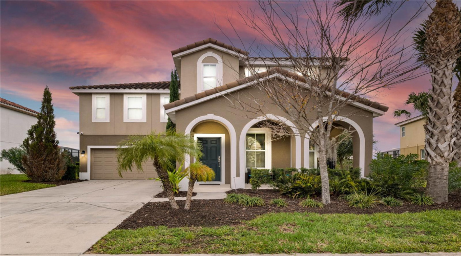 DAVENPORT, Florida 33837, 5 Bedrooms Bedrooms, ,5 BathroomsBathrooms,Residential,For Sale,OAKTREE,0,MFRS5133053