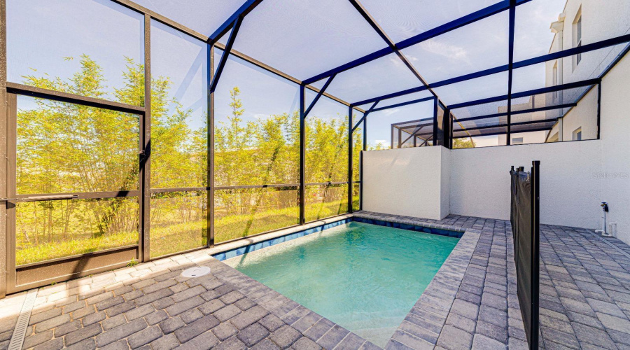 DAVENPORT, Florida 33896, 5 Bedrooms Bedrooms, ,4 BathroomsBathrooms,Residential,For Sale,FAMAGUSTA,0,MFRO6337860