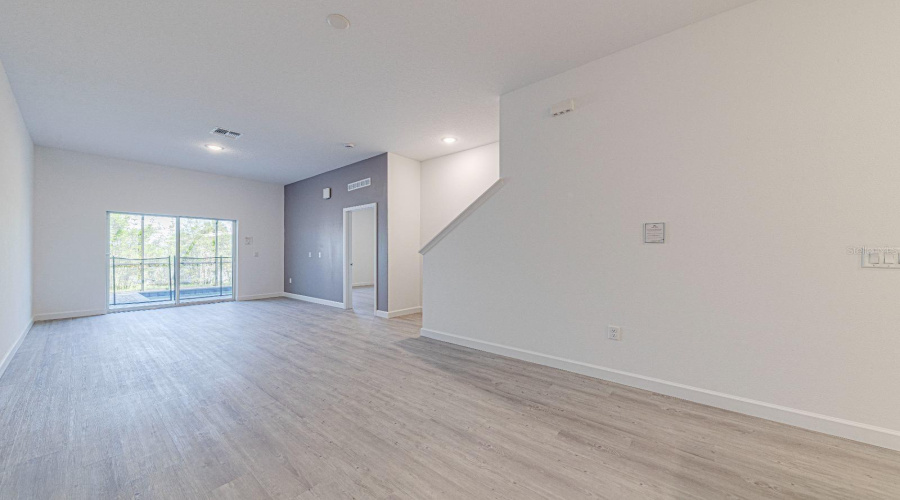 DAVENPORT, Florida 33896, 5 Bedrooms Bedrooms, ,4 BathroomsBathrooms,Residential,For Sale,FAMAGUSTA,0,MFRO6337860