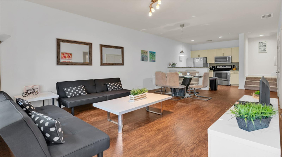 KISSIMMEE, Florida 34747, 3 Bedrooms Bedrooms, ,2 BathroomsBathrooms,Residential,For Sale,OYSTER,0,MFRO6338002