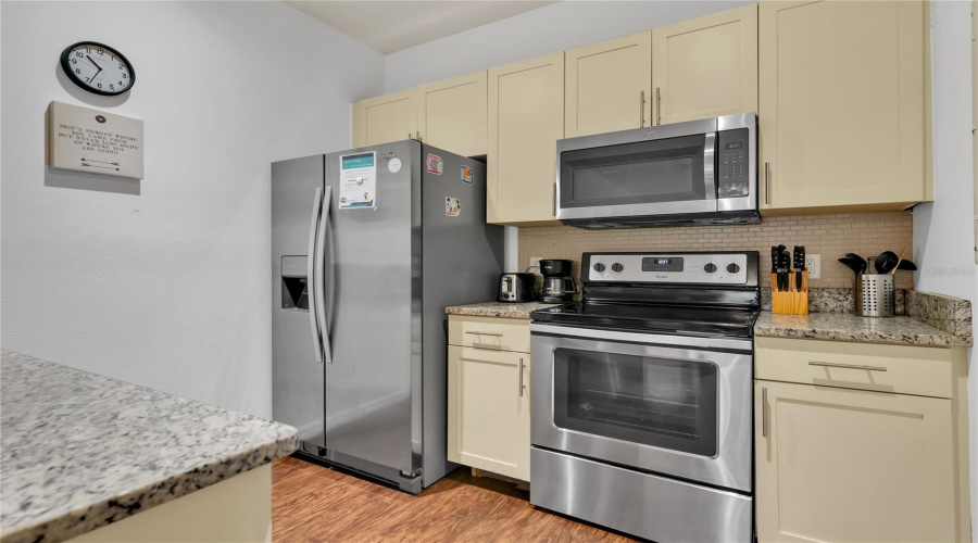 KISSIMMEE, Florida 34747, 3 Bedrooms Bedrooms, ,2 BathroomsBathrooms,Residential,For Sale,OYSTER,0,MFRO6338002