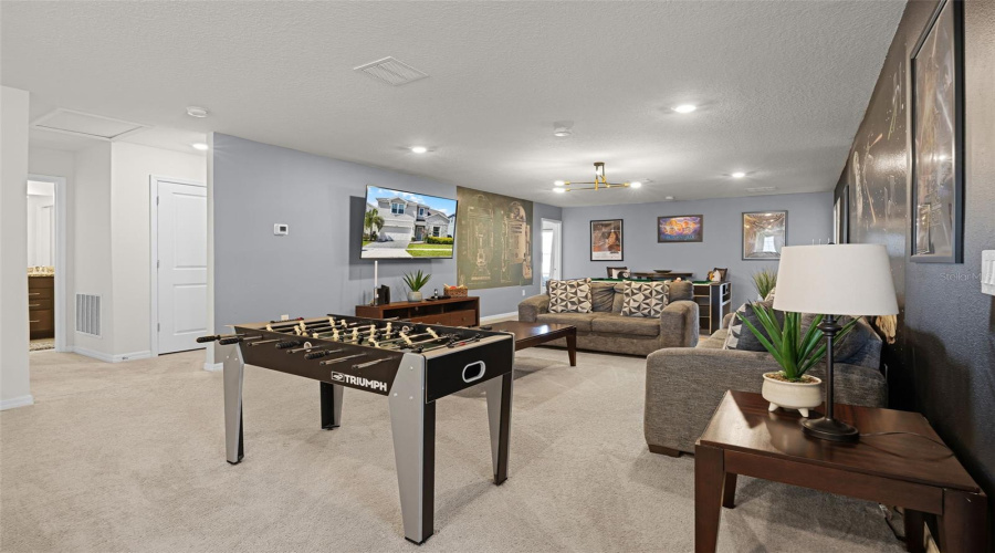 DAVENPORT, Florida 33897, 8 Bedrooms Bedrooms, ,6 BathroomsBathrooms,Residential,For Sale,LAVENDER,0,MFRS5133131