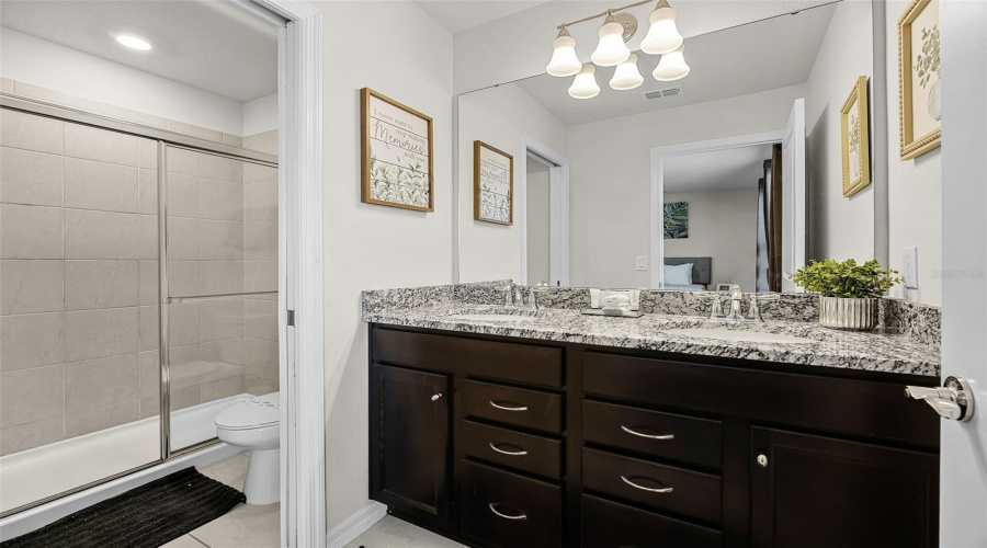 DAVENPORT, Florida 33897, 8 Bedrooms Bedrooms, ,6 BathroomsBathrooms,Residential,For Sale,LAVENDER,0,MFRS5133131