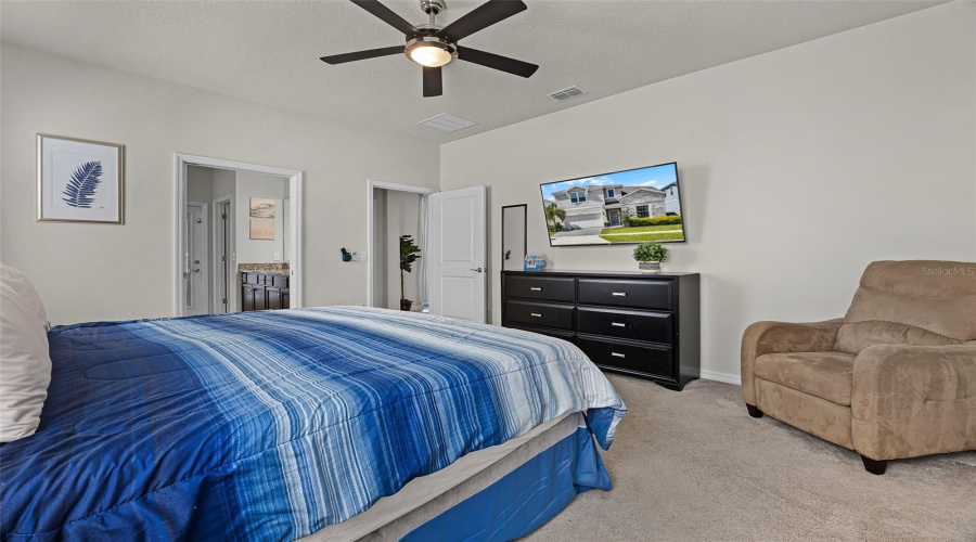 DAVENPORT, Florida 33897, 8 Bedrooms Bedrooms, ,6 BathroomsBathrooms,Residential,For Sale,LAVENDER,0,MFRS5133131