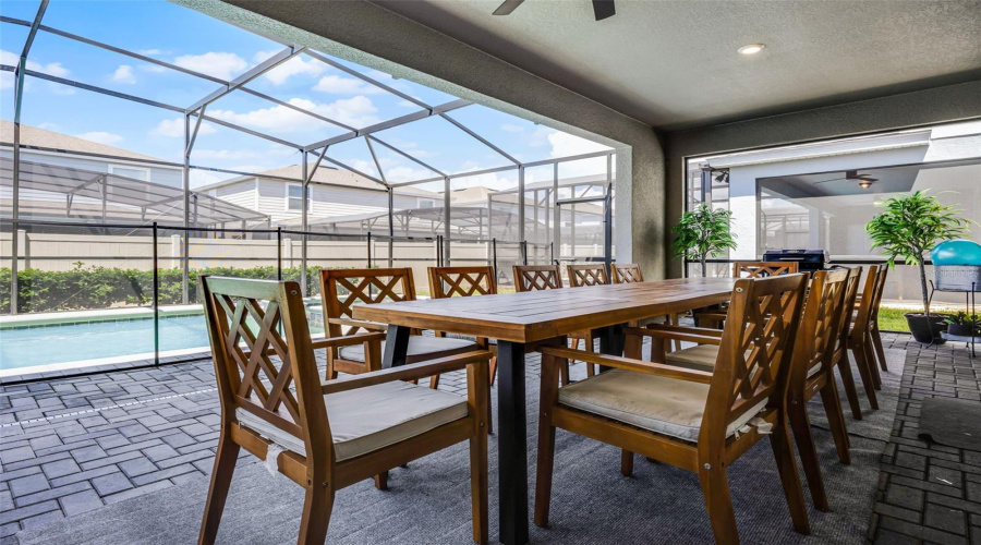 DAVENPORT, Florida 33897, 8 Bedrooms Bedrooms, ,6 BathroomsBathrooms,Residential,For Sale,LAVENDER,0,MFRS5133131