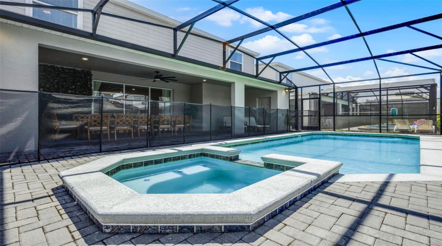 DAVENPORT, Florida 33897, 8 Bedrooms Bedrooms, ,6 BathroomsBathrooms,Residential,For Sale,LAVENDER,0,MFRS5133131