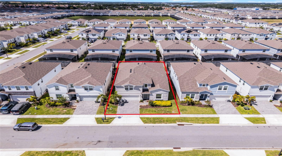 DAVENPORT, Florida 33897, 8 Bedrooms Bedrooms, ,6 BathroomsBathrooms,Residential,For Sale,LAVENDER,0,MFRS5133131