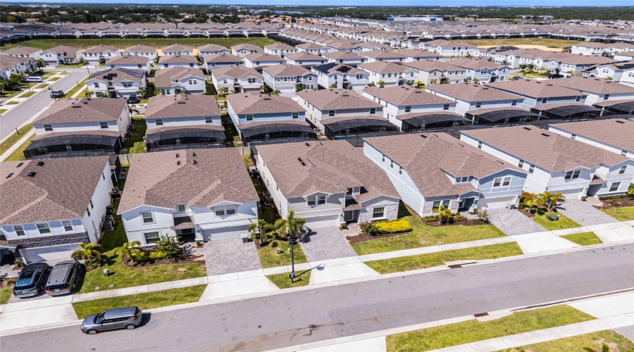 DAVENPORT, Florida 33897, 8 Bedrooms Bedrooms, ,6 BathroomsBathrooms,Residential,For Sale,LAVENDER,0,MFRS5133131