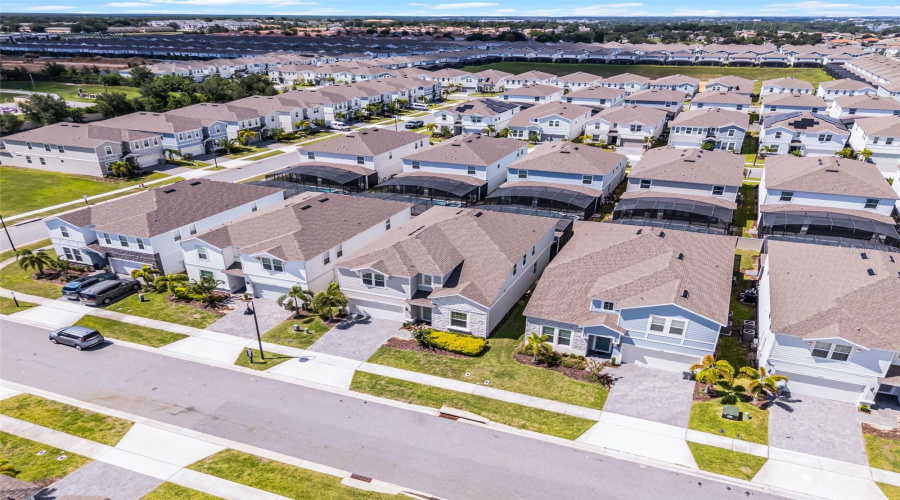 DAVENPORT, Florida 33897, 8 Bedrooms Bedrooms, ,6 BathroomsBathrooms,Residential,For Sale,LAVENDER,0,MFRS5133131