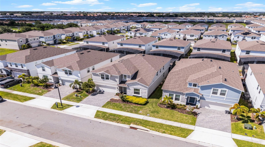 DAVENPORT, Florida 33897, 8 Bedrooms Bedrooms, ,6 BathroomsBathrooms,Residential,For Sale,LAVENDER,0,MFRS5133131