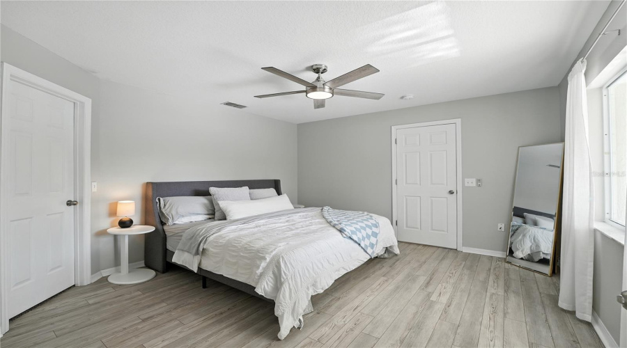 DAVENPORT, Florida 33897, 4 Bedrooms Bedrooms, ,2 BathroomsBathrooms,Residential,For Sale,HILLCREST,0,MFRO6335587