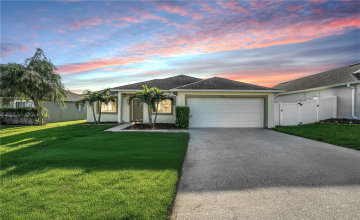 DAVENPORT, Florida 33897, 4 Bedrooms Bedrooms, ,2 BathroomsBathrooms,Residential,For Sale,HILLCREST,0,MFRO6335587