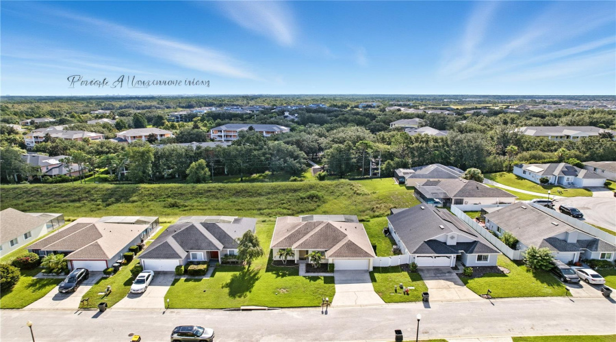 DAVENPORT, Florida 33897, 4 Bedrooms Bedrooms, ,2 BathroomsBathrooms,Residential,For Sale,HILLCREST,0,MFRO6335587
