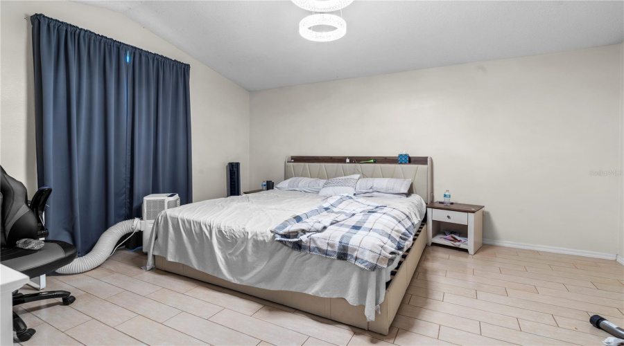 Second Bedrrom/inlaw suite