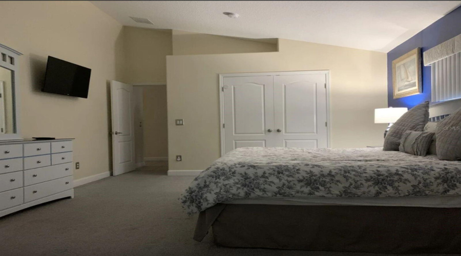 DAVENPORT, Florida 33897, 4 Bedrooms Bedrooms, ,3 BathroomsBathrooms,Residential,For Sale,OLD BRIDGE,0,MFRS5132995