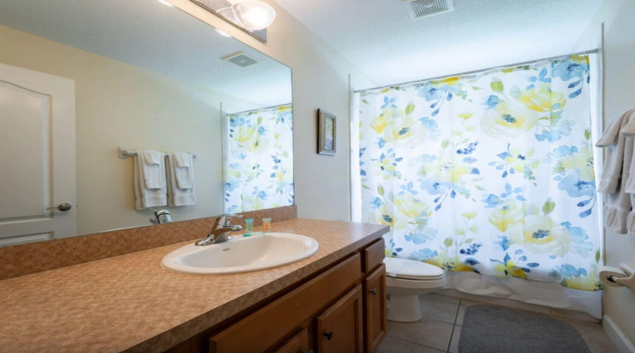 DAVENPORT, Florida 33897, 4 Bedrooms Bedrooms, ,3 BathroomsBathrooms,Residential,For Sale,OLD BRIDGE,0,MFRS5132995