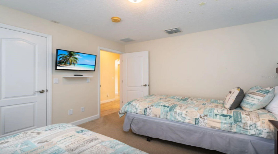 DAVENPORT, Florida 33897, 4 Bedrooms Bedrooms, ,3 BathroomsBathrooms,Residential,For Sale,OLD BRIDGE,0,MFRS5132995
