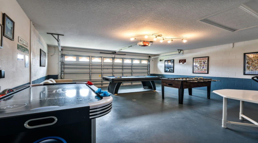 DAVENPORT, Florida 33897, 4 Bedrooms Bedrooms, ,3 BathroomsBathrooms,Residential,For Sale,OLD BRIDGE,0,MFRS5132995