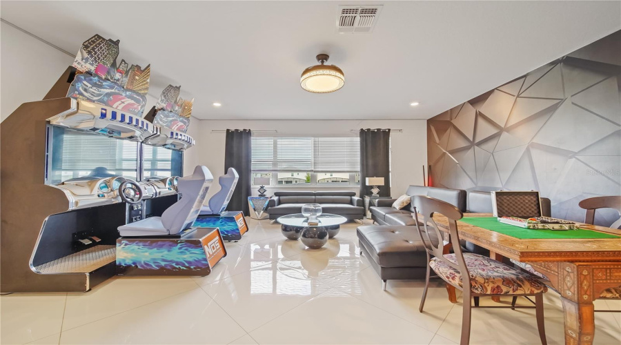 LOFT 3